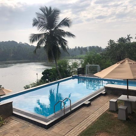 Lotus Villa Holiday Resort Matara Esterno foto