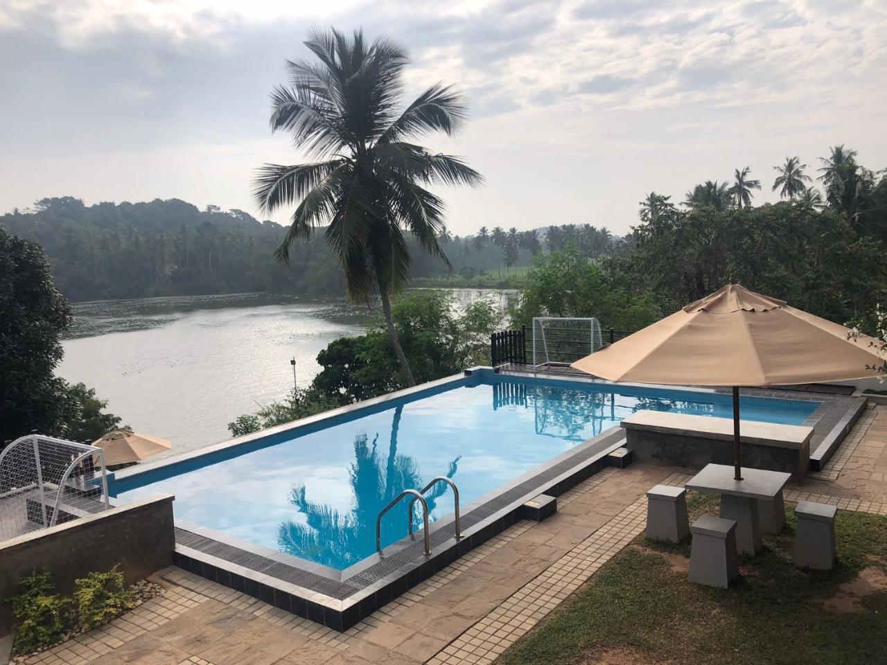 Lotus Villa Holiday Resort Matara Esterno foto